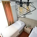 Niku Tirana