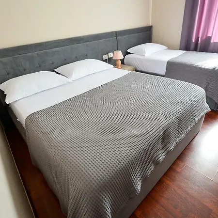 Niku Szálloda Tirana